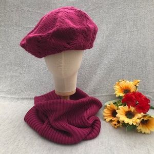 NWT - Wine Colored Knit Beret & Tubular Scarf